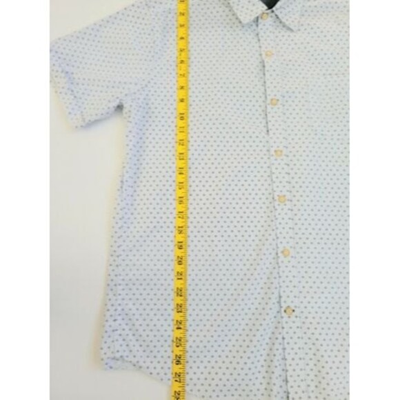 Airwalk men's Shirt Size Large Button Down Short Sleeves white with blue square - Picture 3 of 10